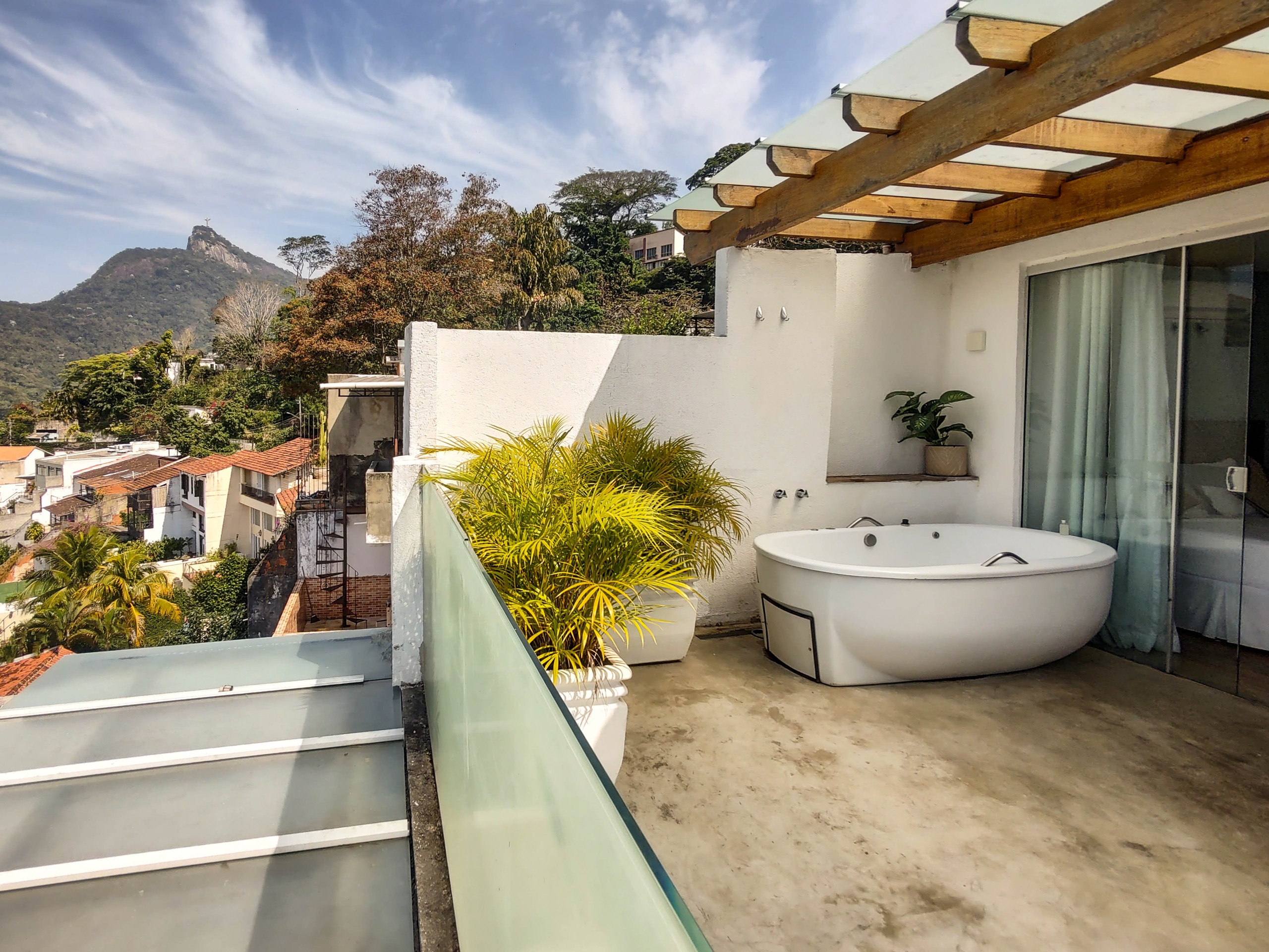 Master Lagoa Suite — 1