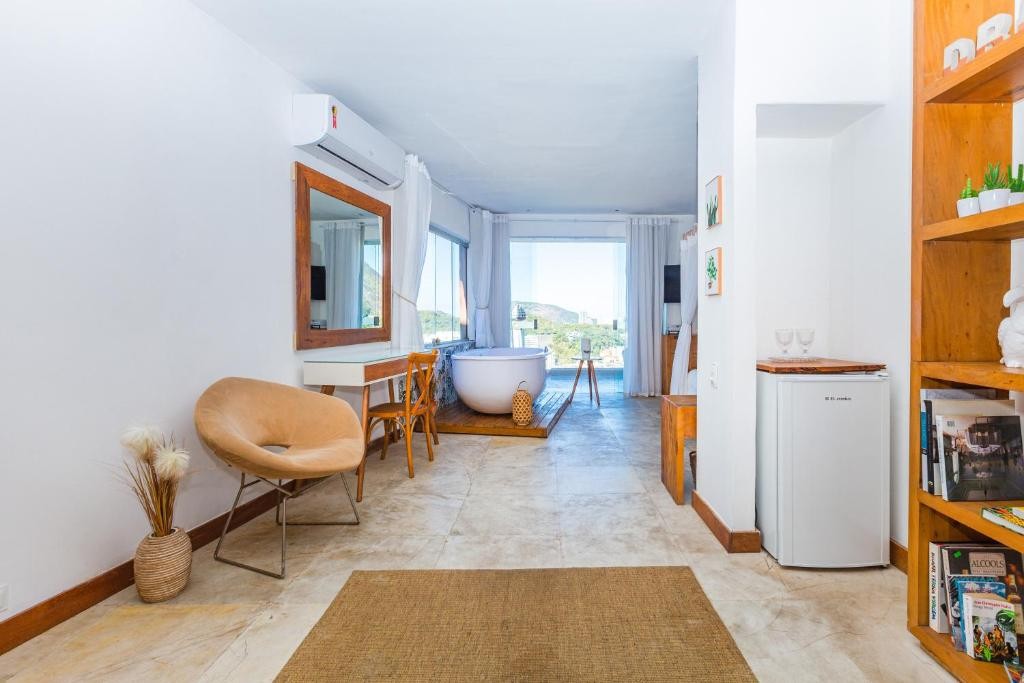 Exclusive Santa Teresa Suite — 3
