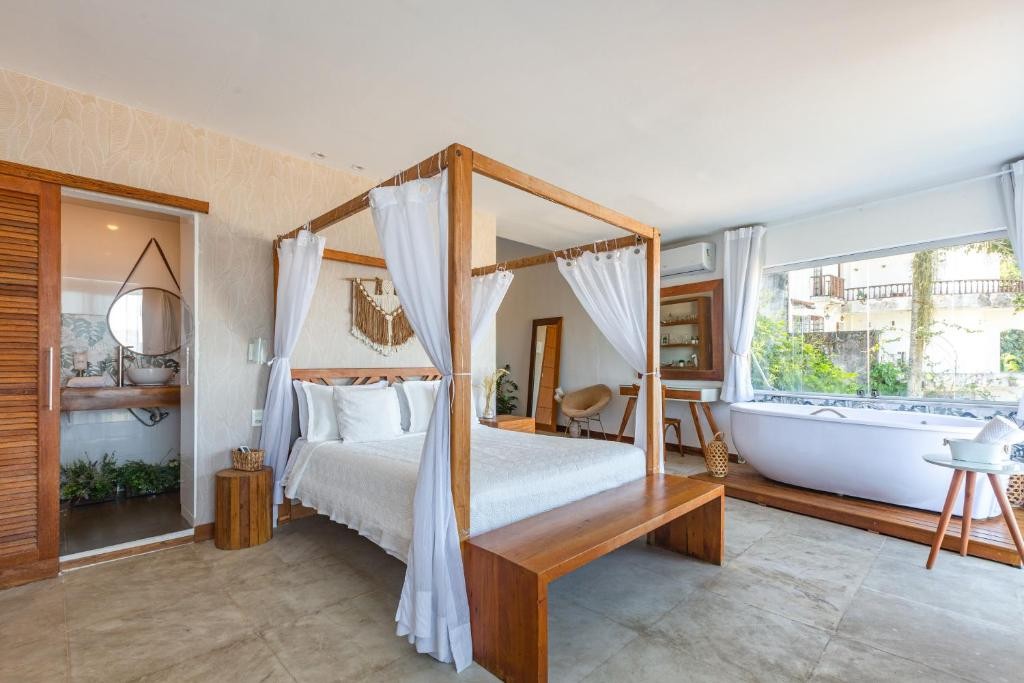 Exclusive Santa Teresa Suite — 4