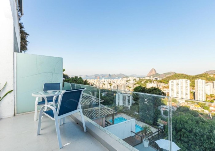 gavea_2_featured~~657a3ca3a5126